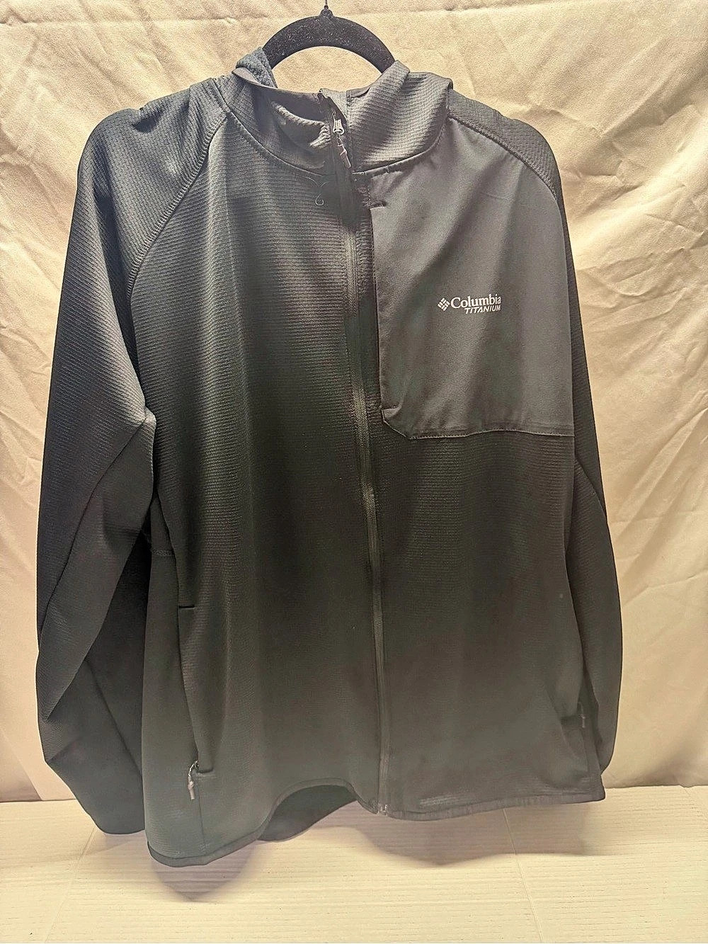 Columbia Titanium Performance Jacket XXL Black Full Zip Zip Pockets Hood
